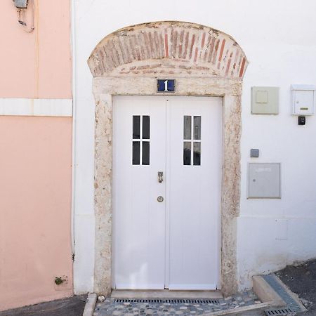 Classic Lisbon Homes: Bright & Central In Belem 外观 照片