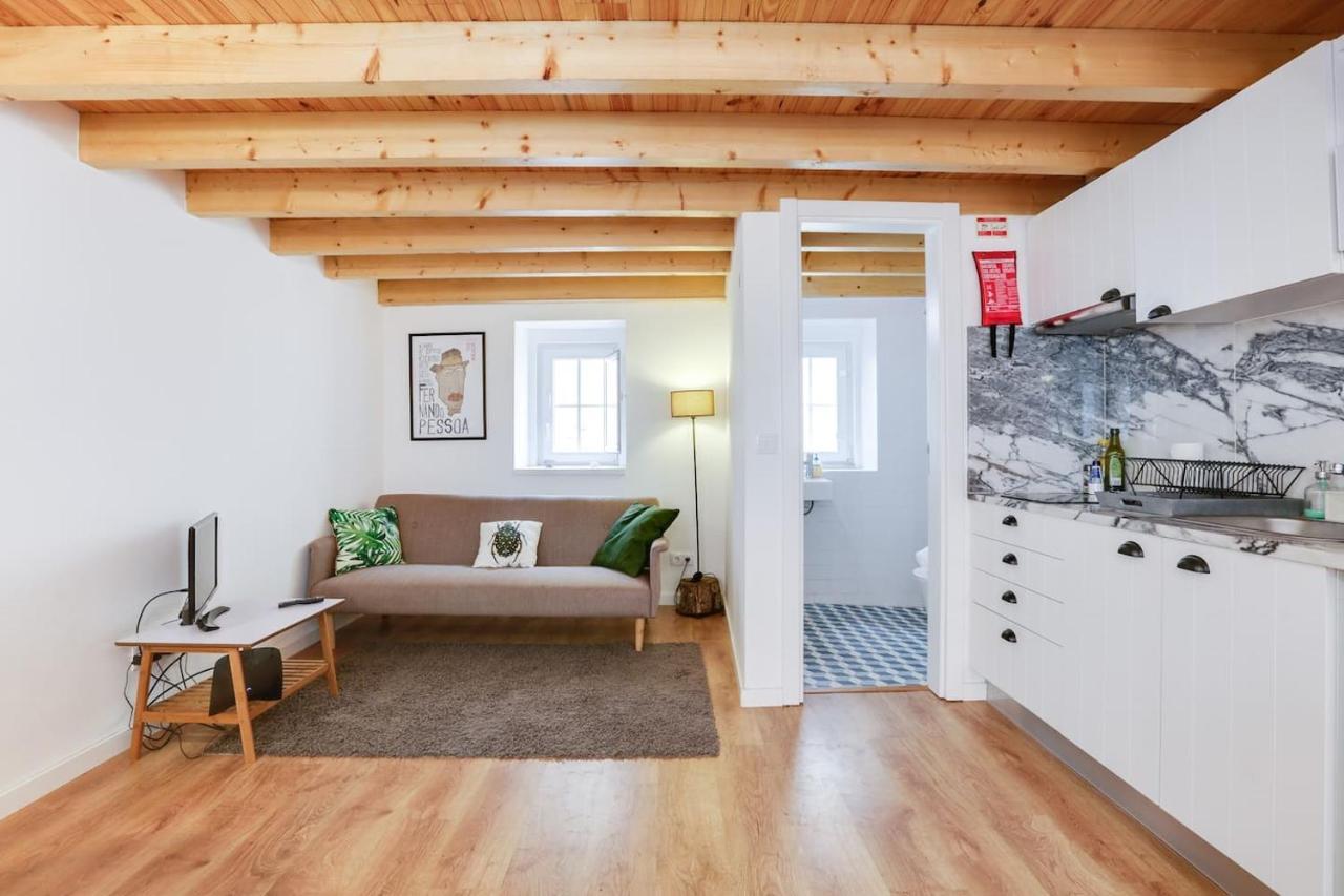Classic Lisbon Homes: Bright & Central In Belem 外观 照片