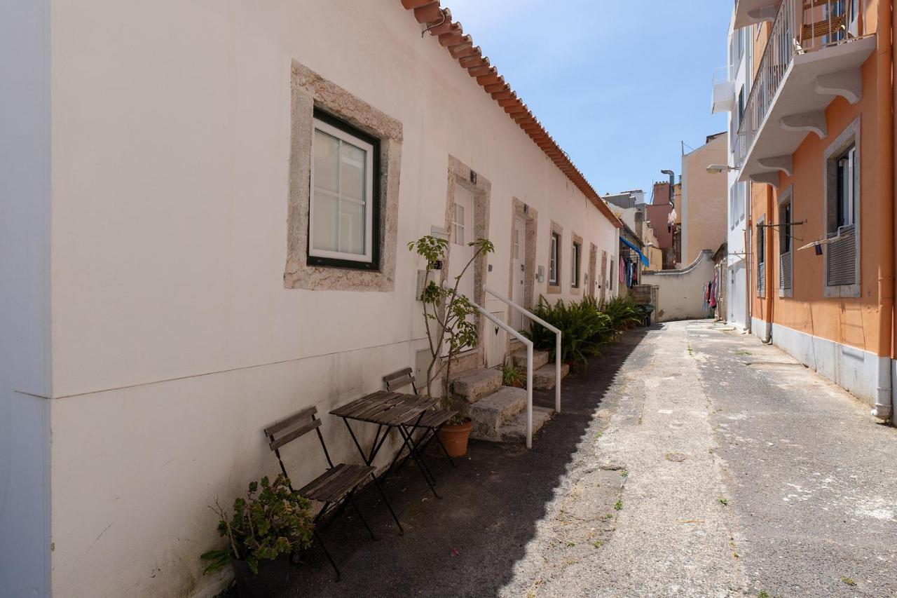 Classic Lisbon Homes: Bright & Central In Belem 外观 照片