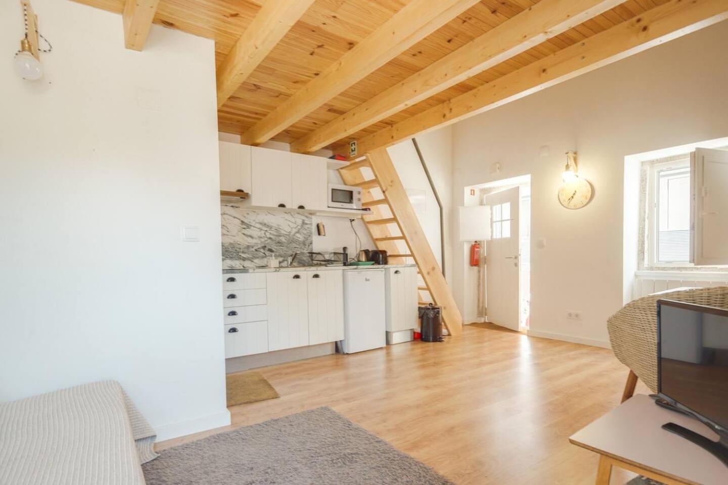 Classic Lisbon Homes: Bright & Central In Belem 外观 照片